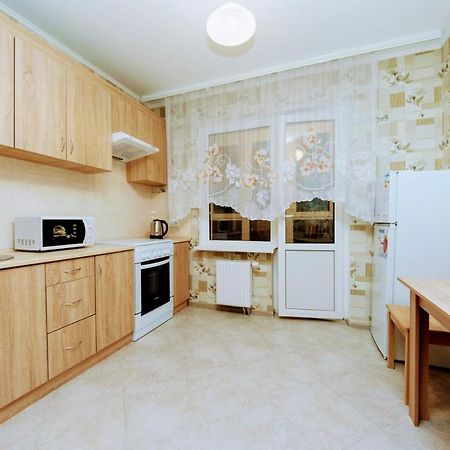 Новая Квартира На Метро Осокорки, Позняки كييف المظهر الخارجي الصورة